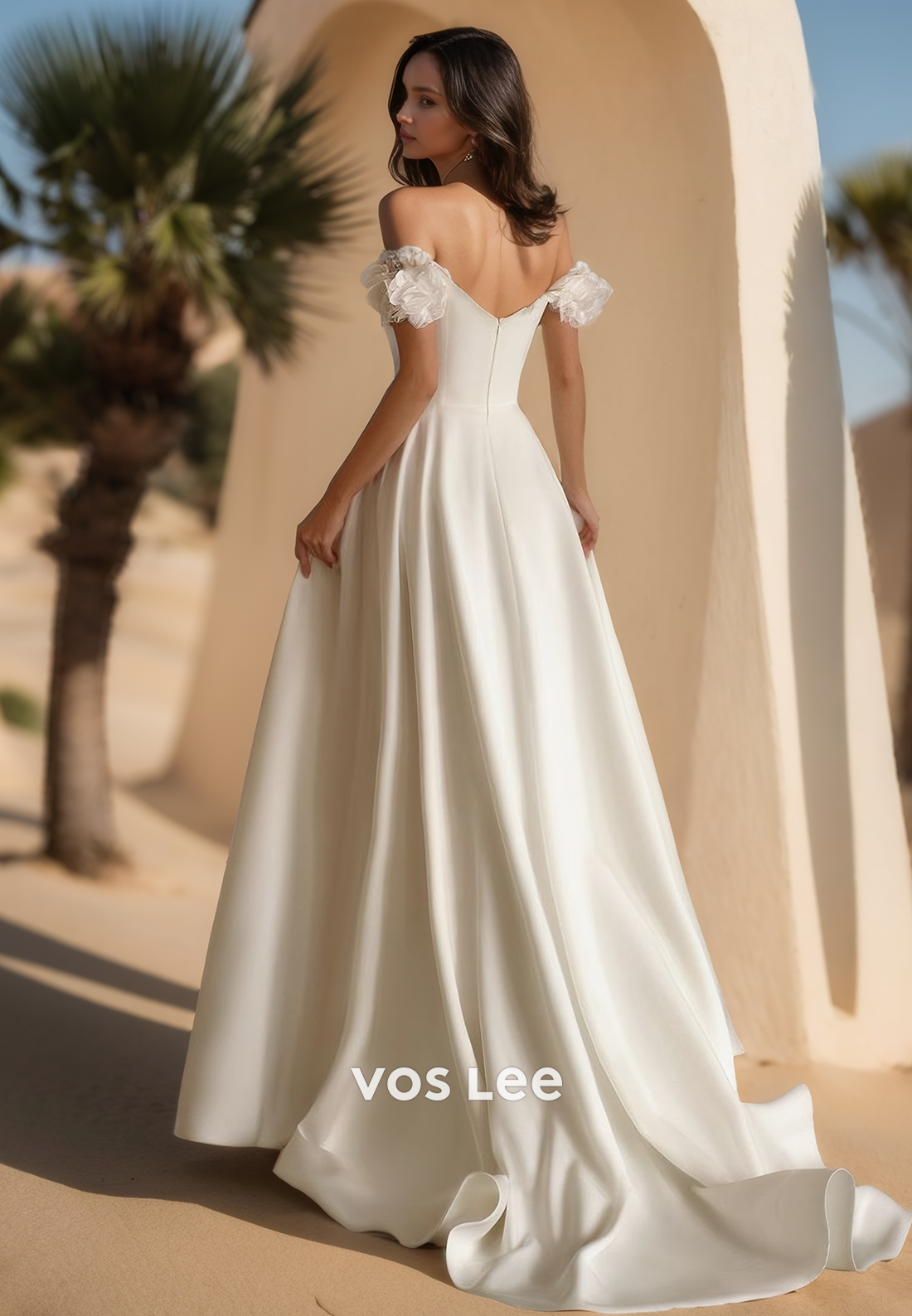 New Short Sleeves V Neck Wedding Dress Stunning Tulle A-Line Bride Gown
