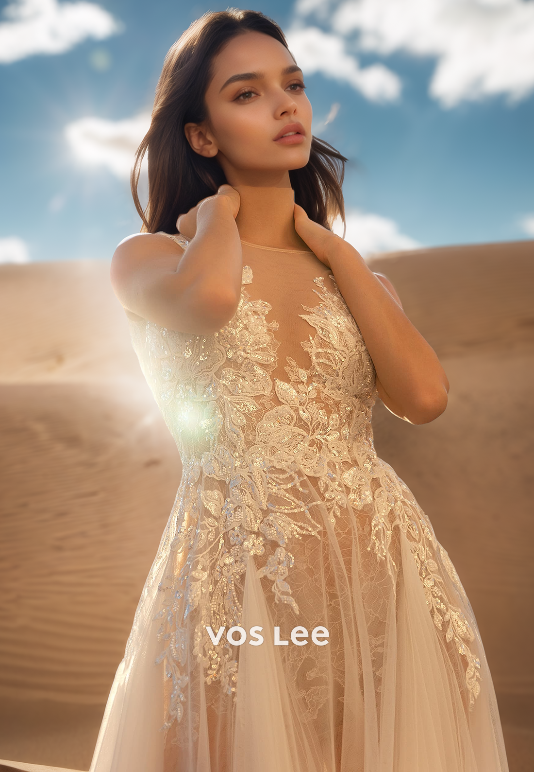 Gorgeous & Charming V-Neck Lace Appliques Wedding Dresses with Court Train
