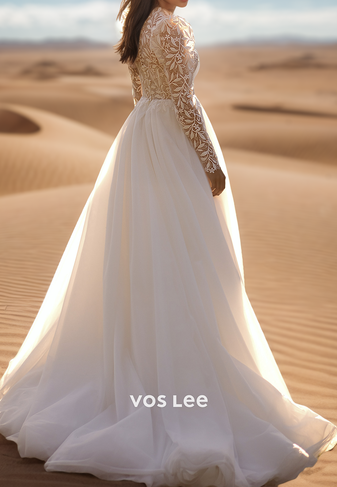 Simple & Casual High Scoop Neck Illusion Cutout Lace Applique Wedding Dresses