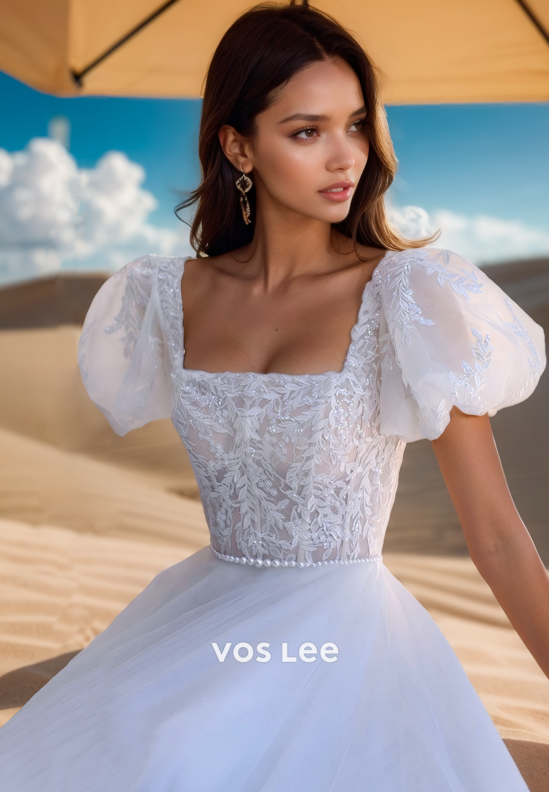 A-Line Organza Lace Applique Beach Wedding Dresses with Court Train
