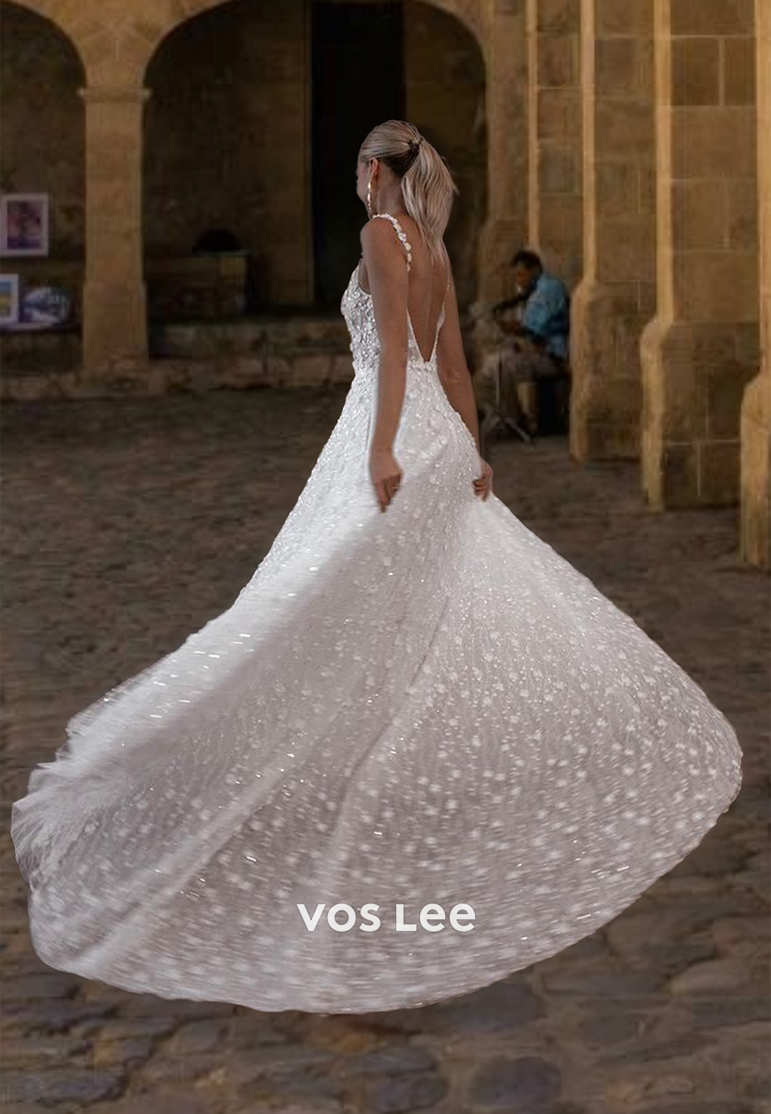Gorgeous Lace Spaghetti Straps Formal Wedding Dress V-Neck Backless Bridal Dresses