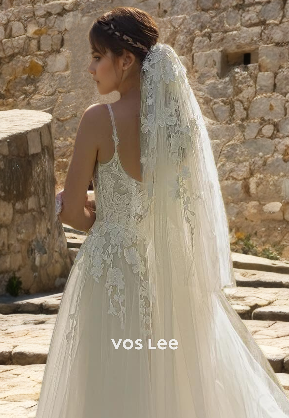Fancy A-Line Tulle Spaghetti Straps Wedding Dress Lace Floor Length Wedding Dresses