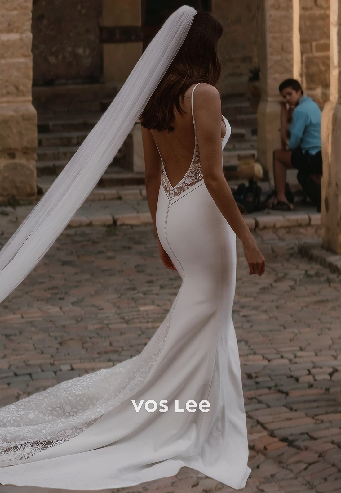 Royal V-neck Lace Mermaid Wedding Dress Backless Straps Floor Length Bridal Dresses