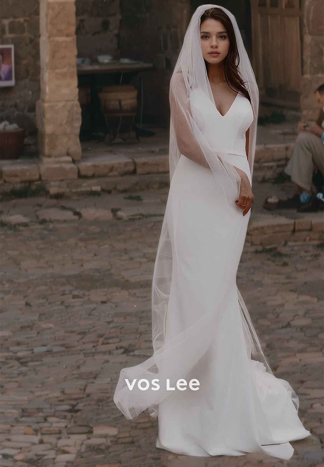 Royal V-neck Lace Mermaid Wedding Dress Backless Straps Floor Length Bridal Dresses