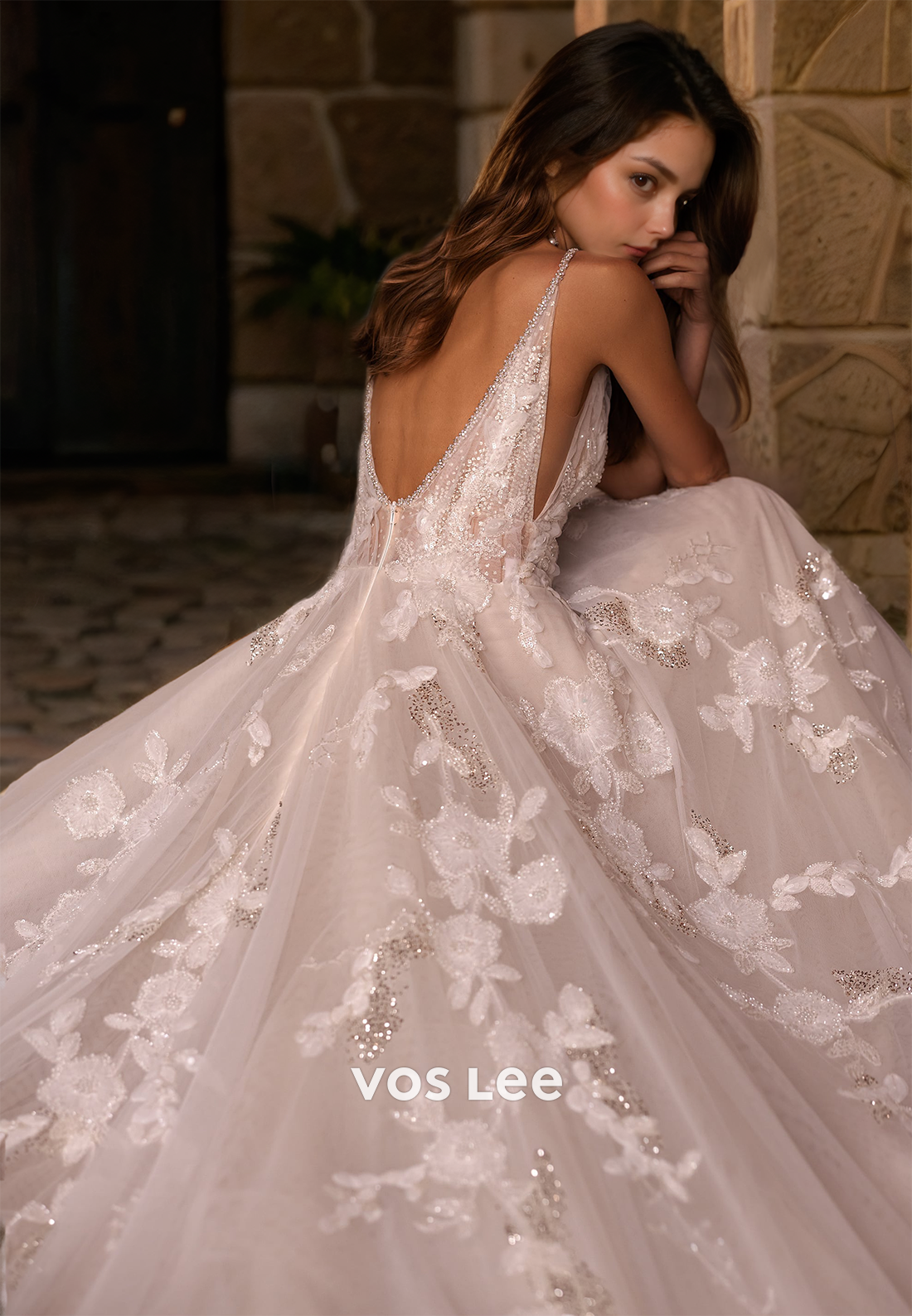 A-Line Deep V-Neck Lace Appliques Beaded Long Tulle Wedding Dress