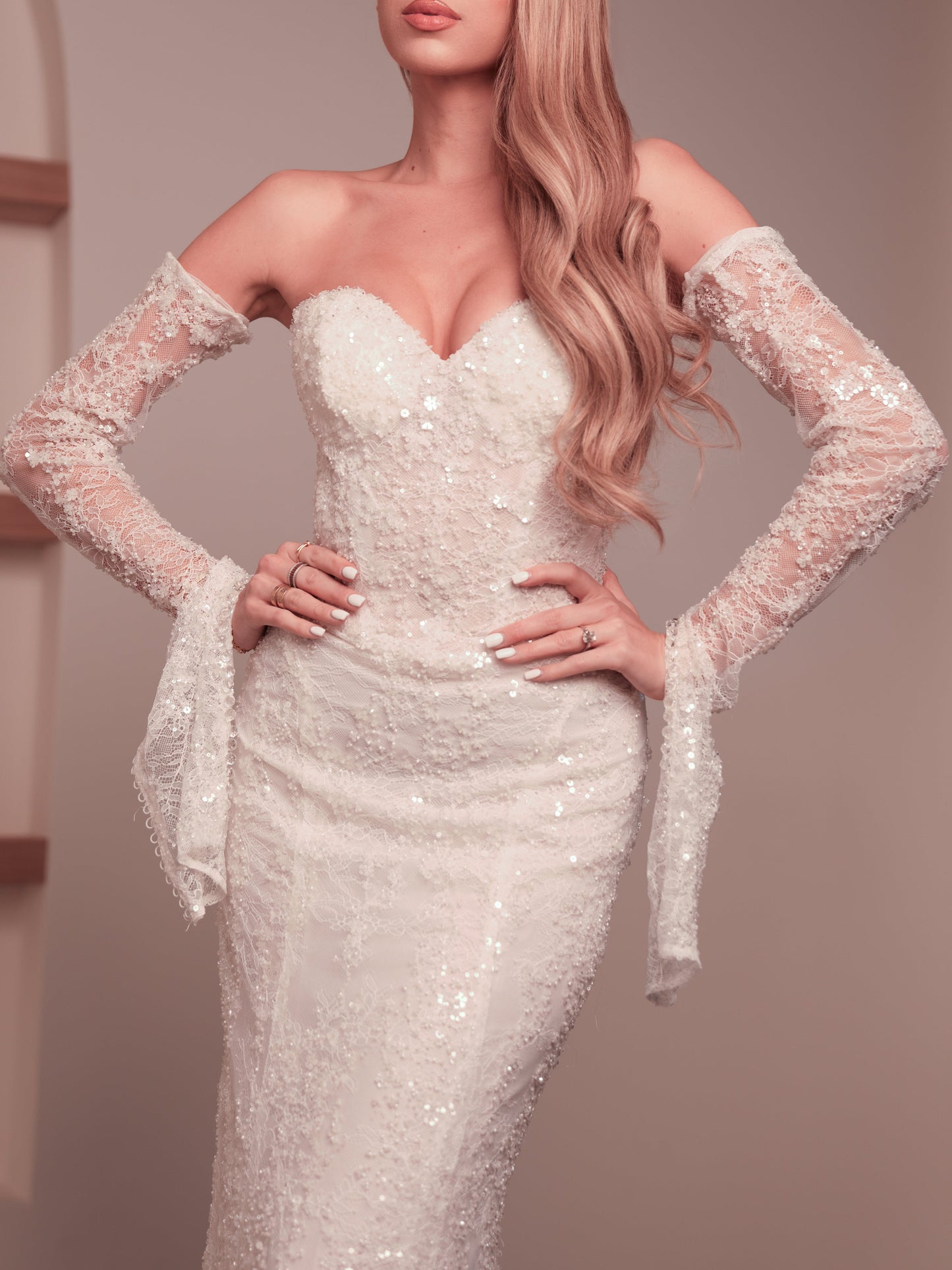 Stunning Sweetheart Neckline Sequin Mermaid Wedding Dress with Detachable Lace Sleeves