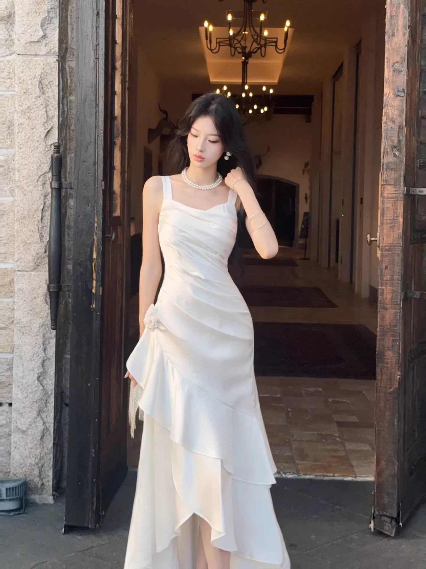 Sweety Square Neck White Satin Party Evening Night Dresses For Women