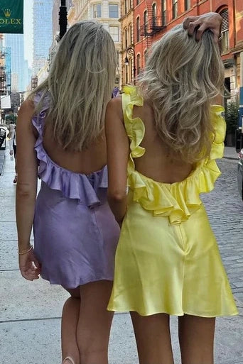 Pretty Sheath V Neck Yellow Short Homecoming Dress with Ruffles