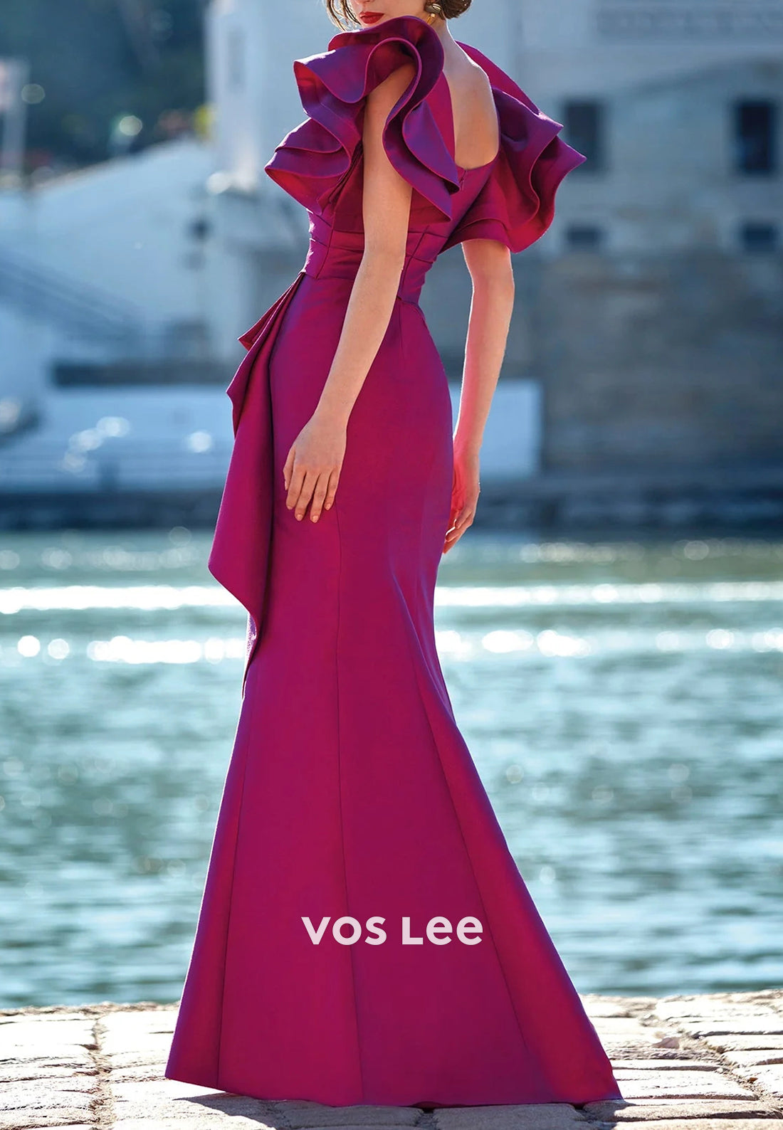 Short Sleeve V Neck Pleated Sheath Mother of Bride Dresses with Side Split