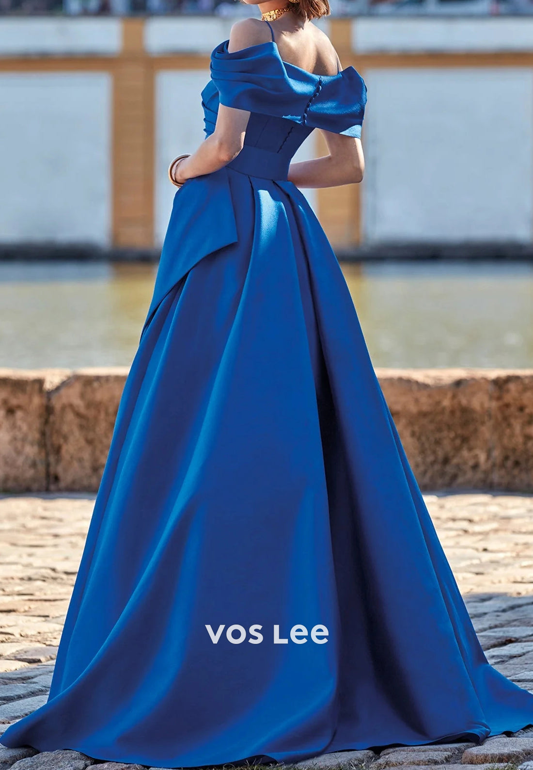Royal Blue A-Line Off the Shoulder Mother of Bride Dresses with Court Train