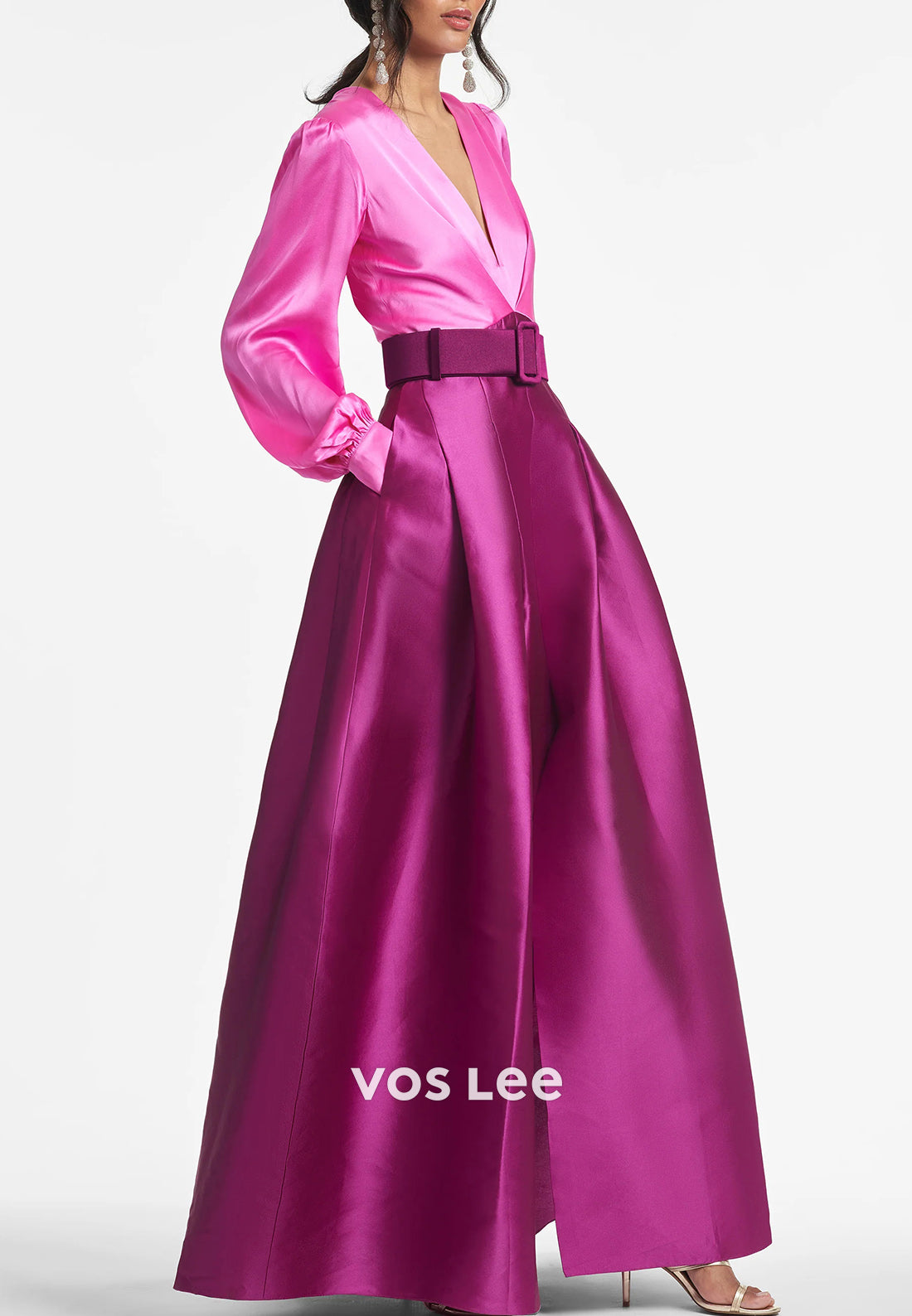 A-Line Long Sleeve V Neck Floor-Length Pleated Mother of Bride Dresses with Pockets