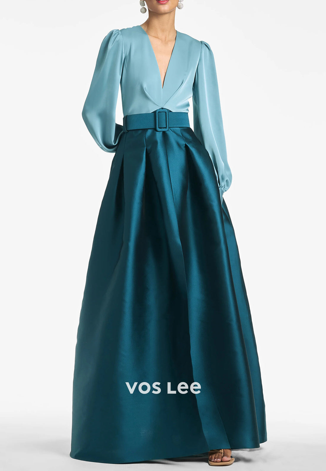 A-Line Long Sleeve V Neck Floor-Length Pleated Mother of Bride Dresses with Pockets