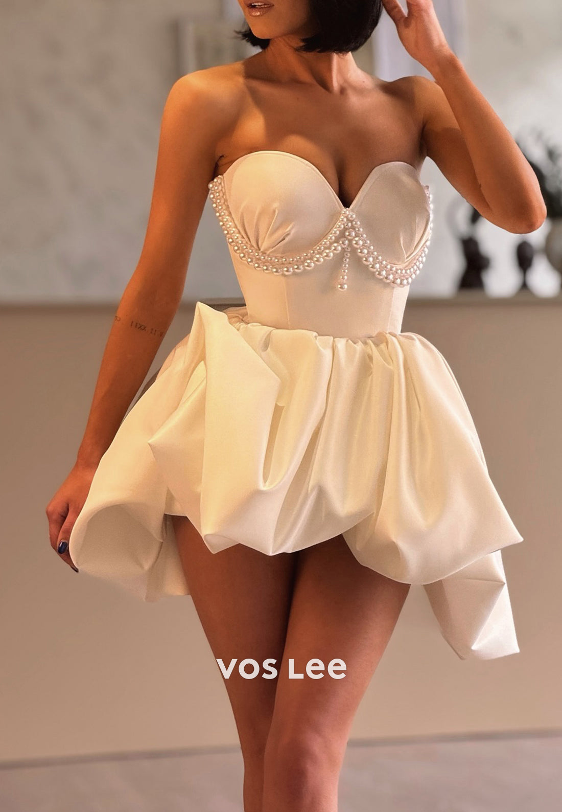 Mini & Short A-Line Sweetheart Pearls Embellished Pleated Beach Wedding Dresses