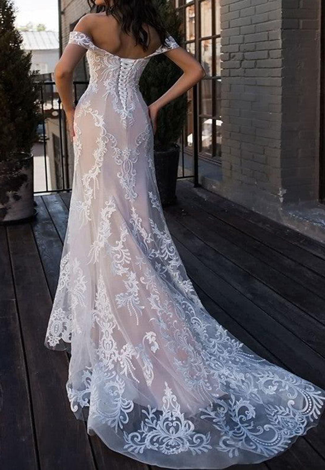 Off-the-Shoulder Lace Applique Mermaid Wedding Dress