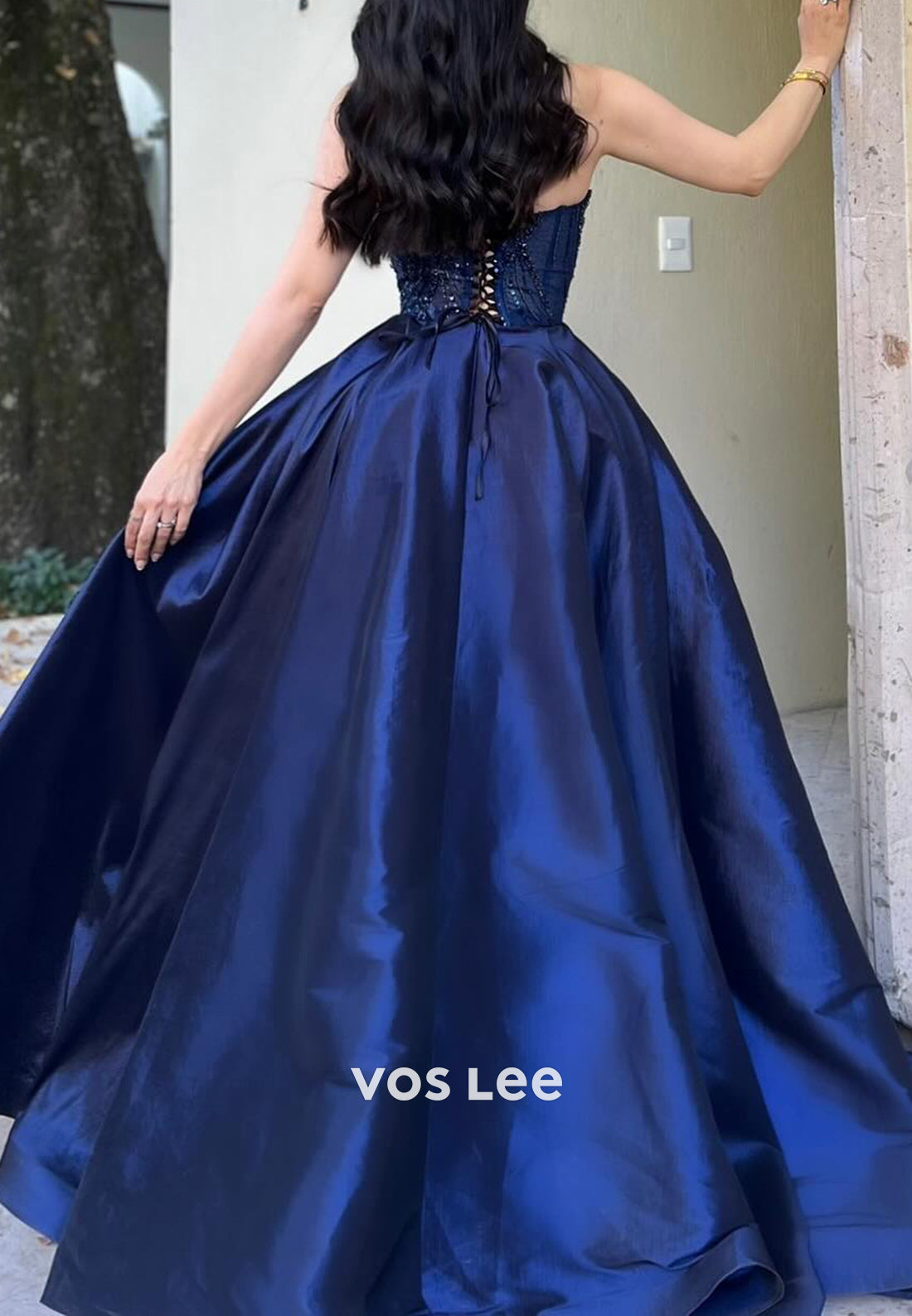 A-Line Sequined Sweetheart Pleated High Slit Evening Dresses with Chapel Train
