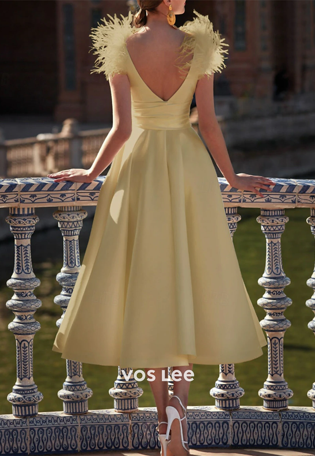 A-Line Low V-Neck Pleated feather Sexy Evening Dress Midi Dresses