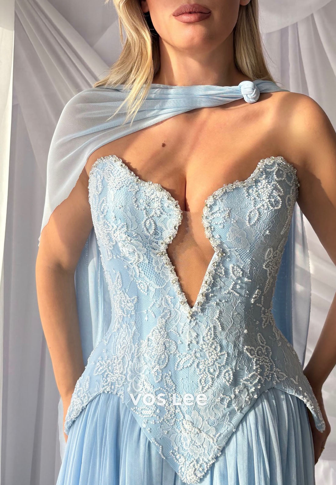 Blue A Line Lace Appliques Beading Sweetheart Sleeveless Long Prom Dresses