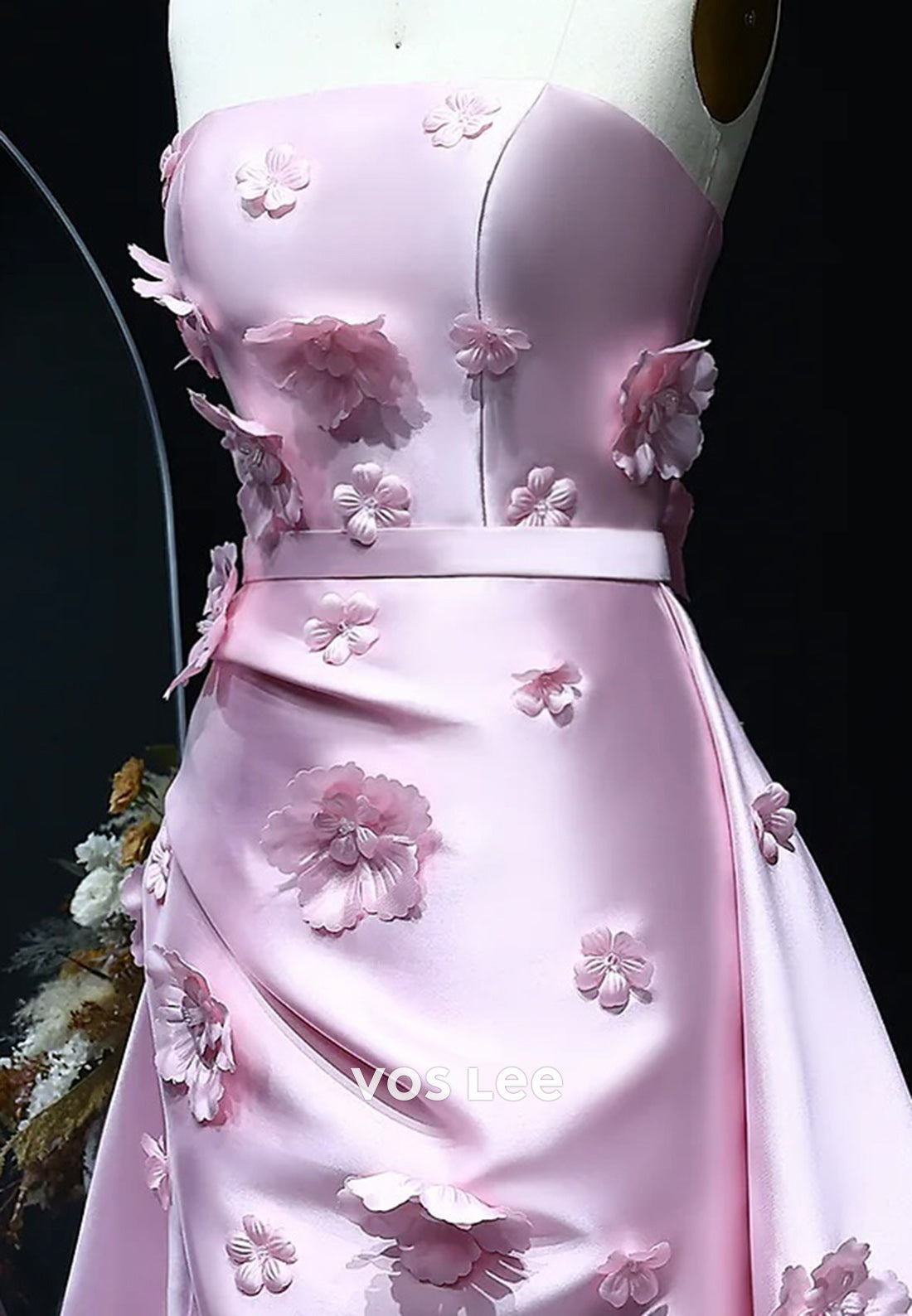 Glamorous & Dramatic A-Line Strapless Handmade Flowers Prom Dresses with Court Train