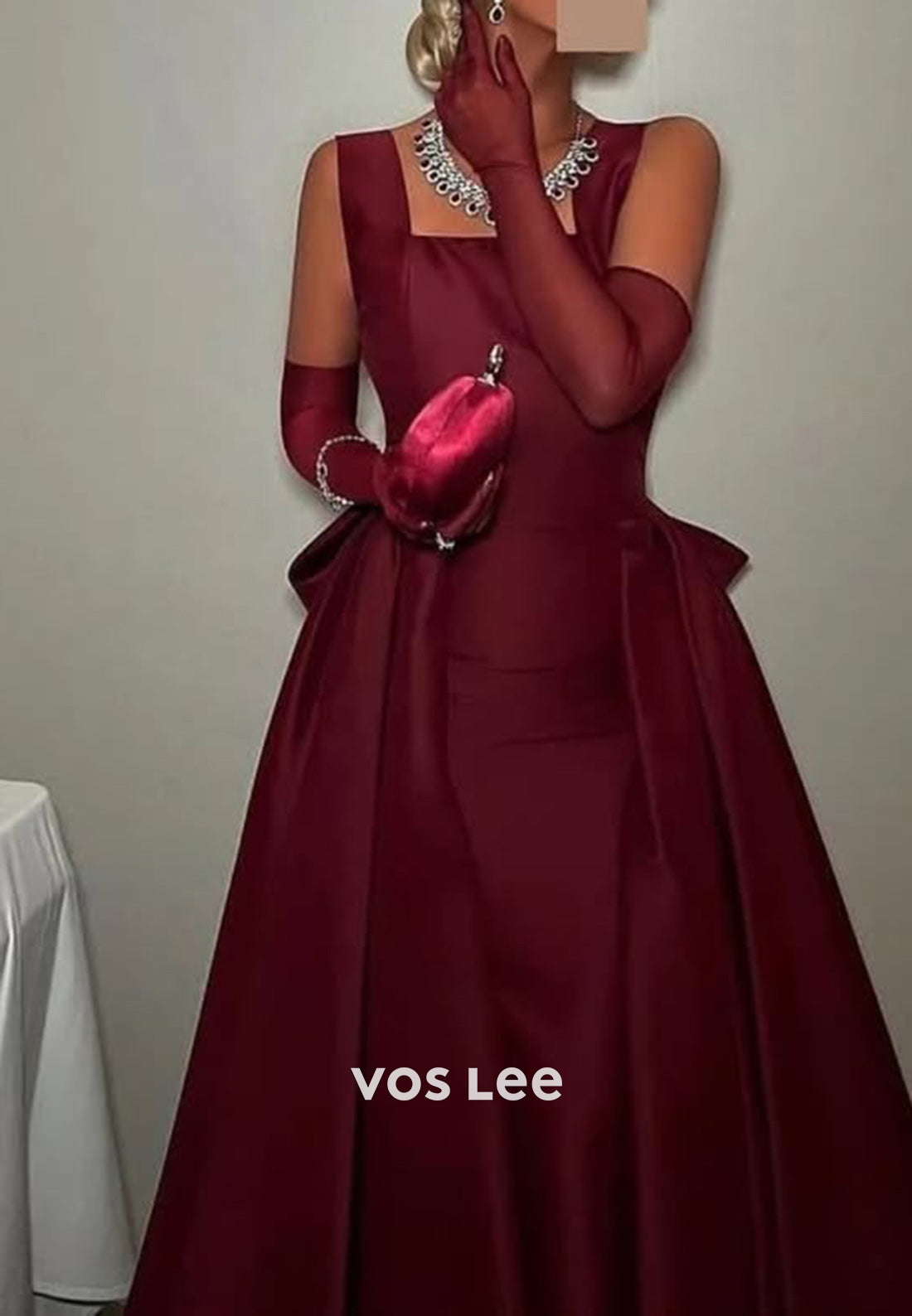 Elegant & Luxurious A-Line Square Bowknot Pleated Evening Dresses with Court Train