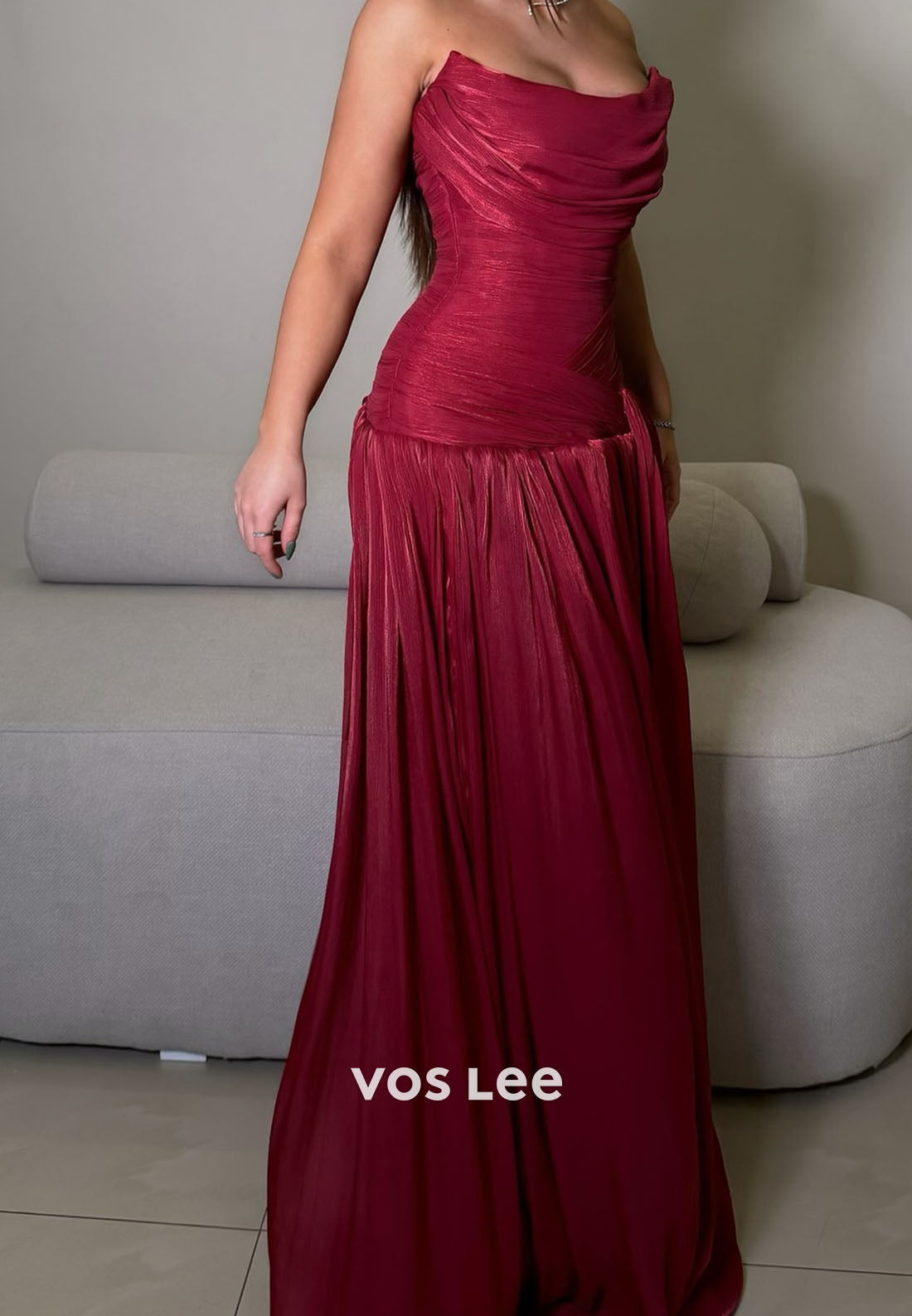 Red A-Line Boat Neck Sleeveless Pleatged Evening Dress