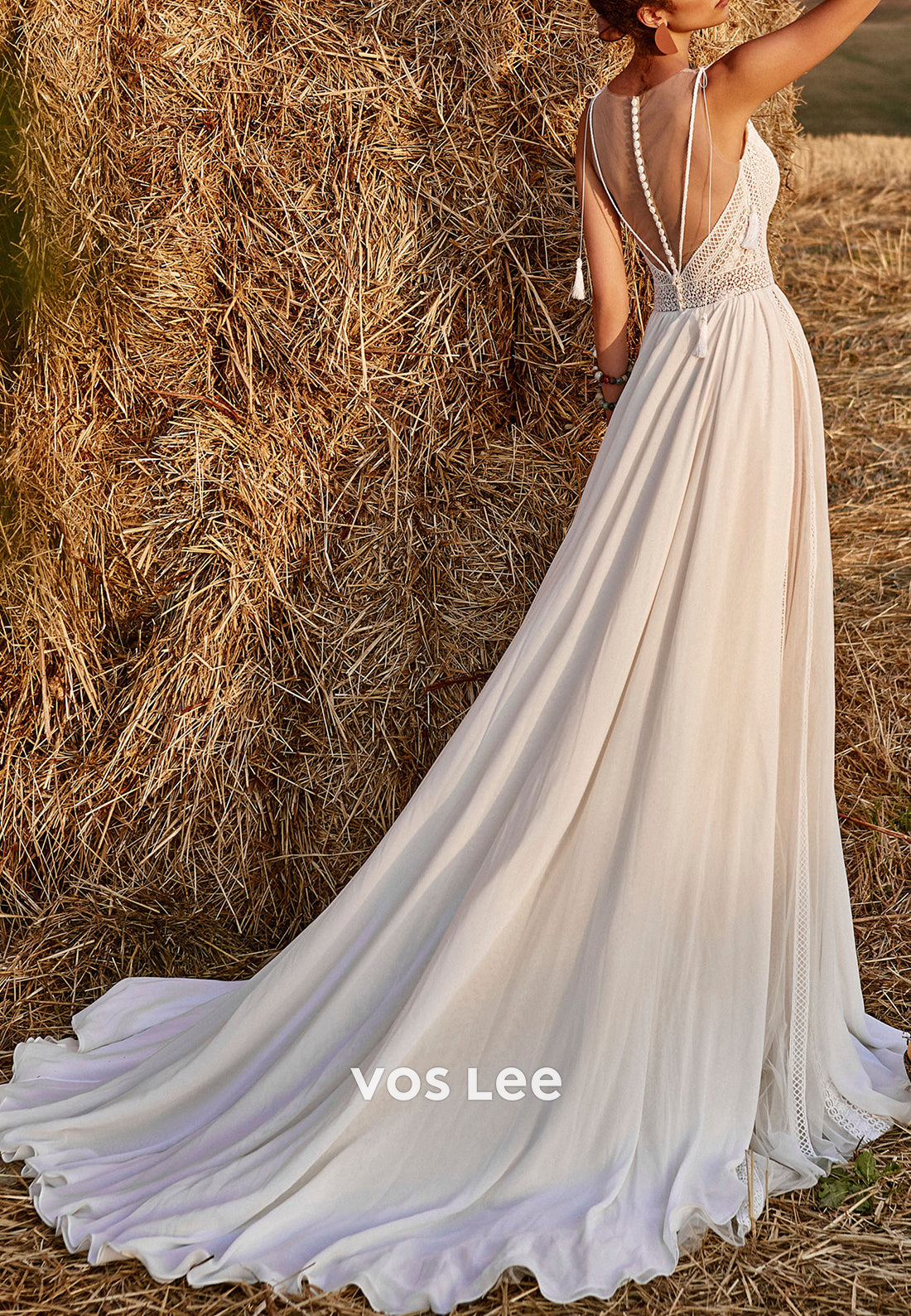 Simple Spaghetti Straps V Neck Boho Wedding Dresses Maxi Dresses with Court Train