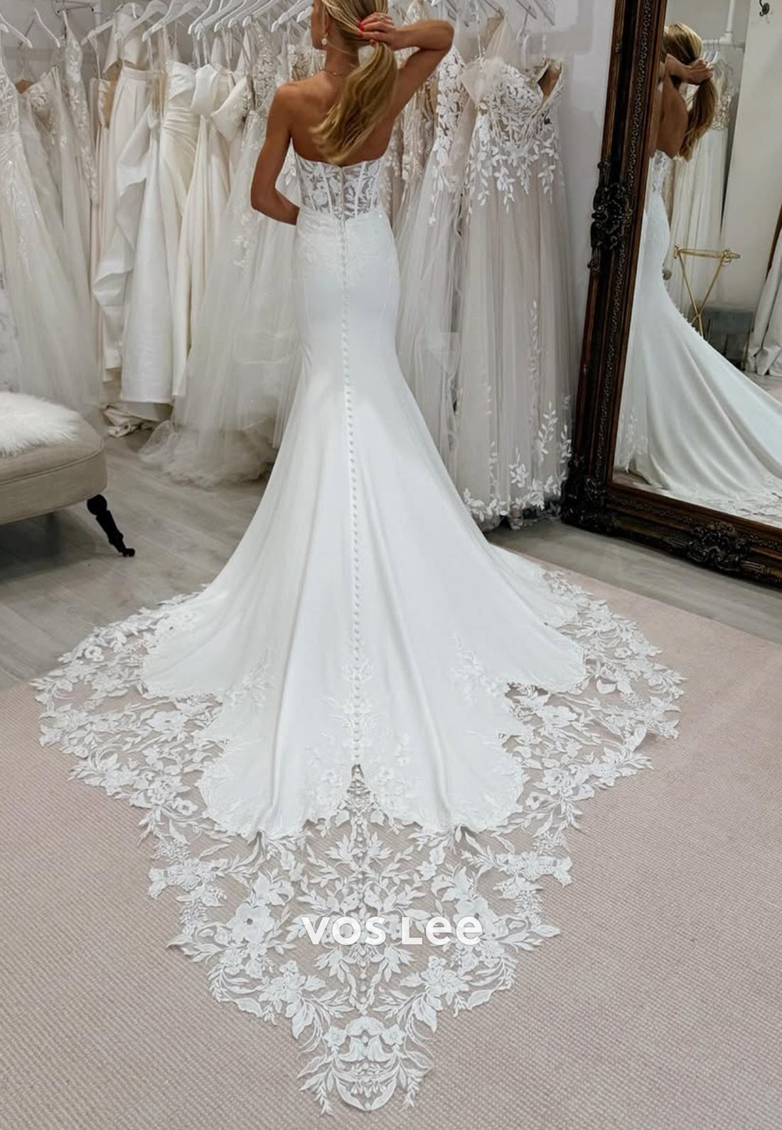 Strapless Sweetheart Appliques Lace Mermaid Wedding Dresses with Court Train
