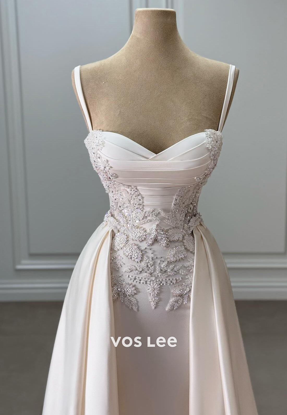 Spaghetti Straps Sweetheart Pleated Appliqued Mermaid Evening Dresses with Court Train