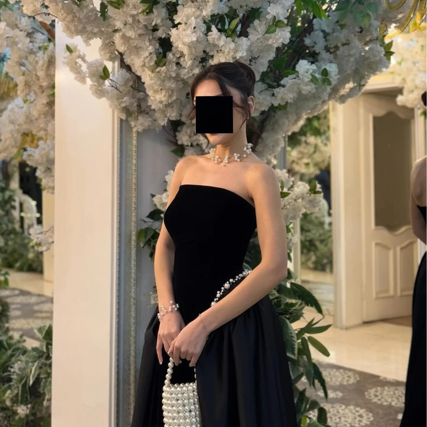 A-Line Pearl Tube Top elegance Black Formal Dresses with Sweep Train