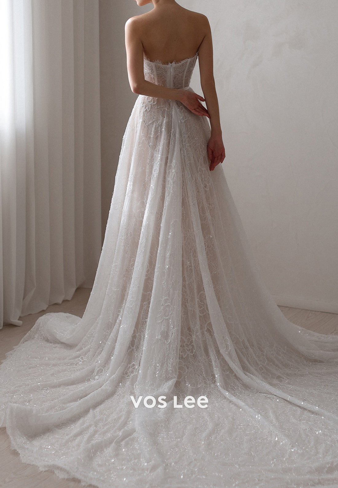 A-Line Appliques Lace Long Sleeve Illusion Neck Wedding Dresses with Court Train