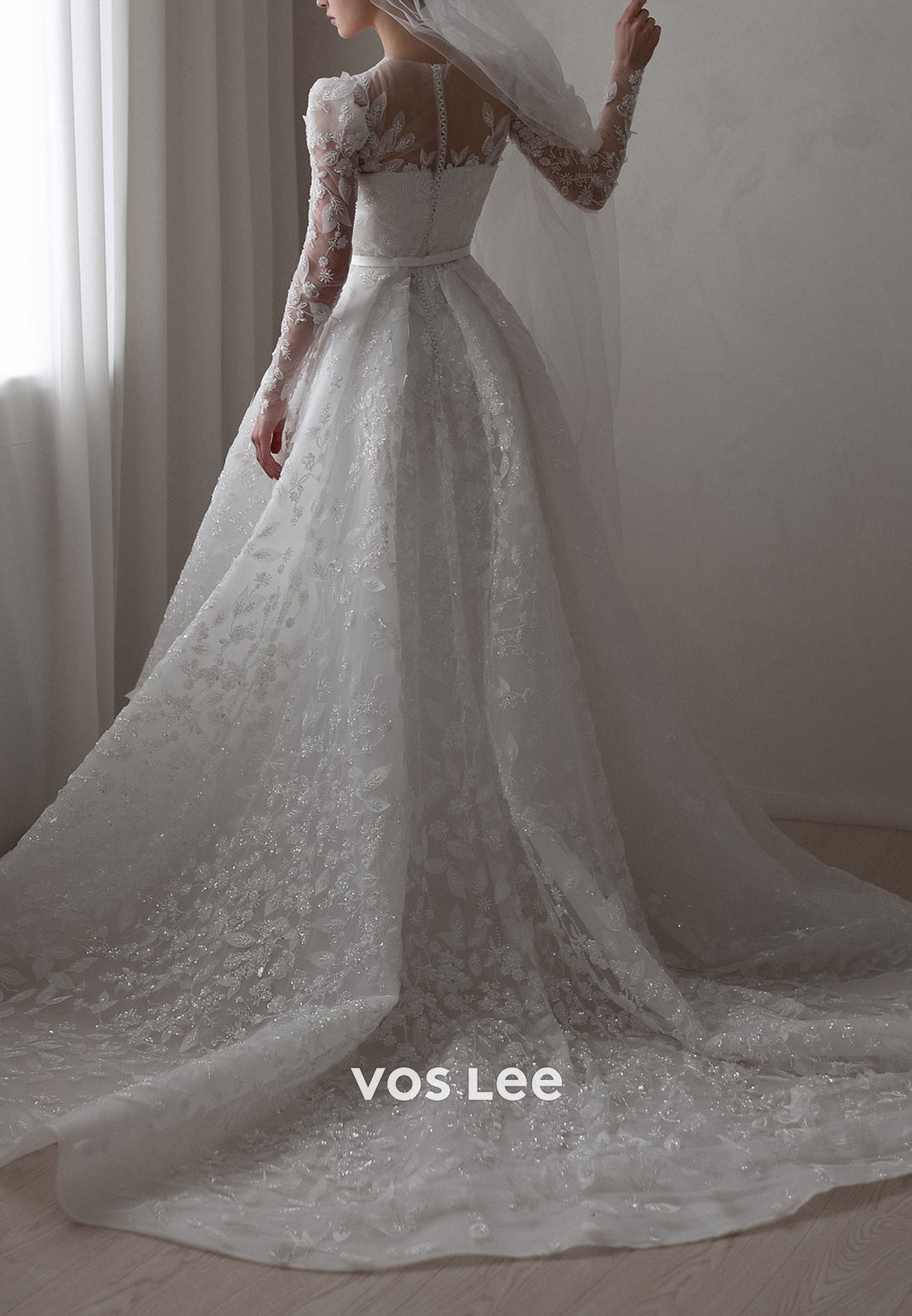 A-Line Scoop Appliques Lace Beaded Sequins Wedding Dresses with Chapel Train