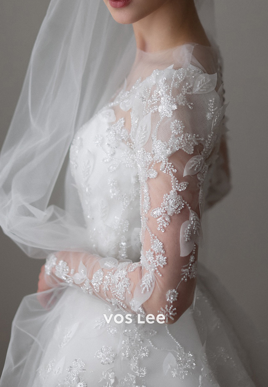 A-Line Scoop Appliques Lace Beaded Sequins Wedding Dresses with Chapel Train