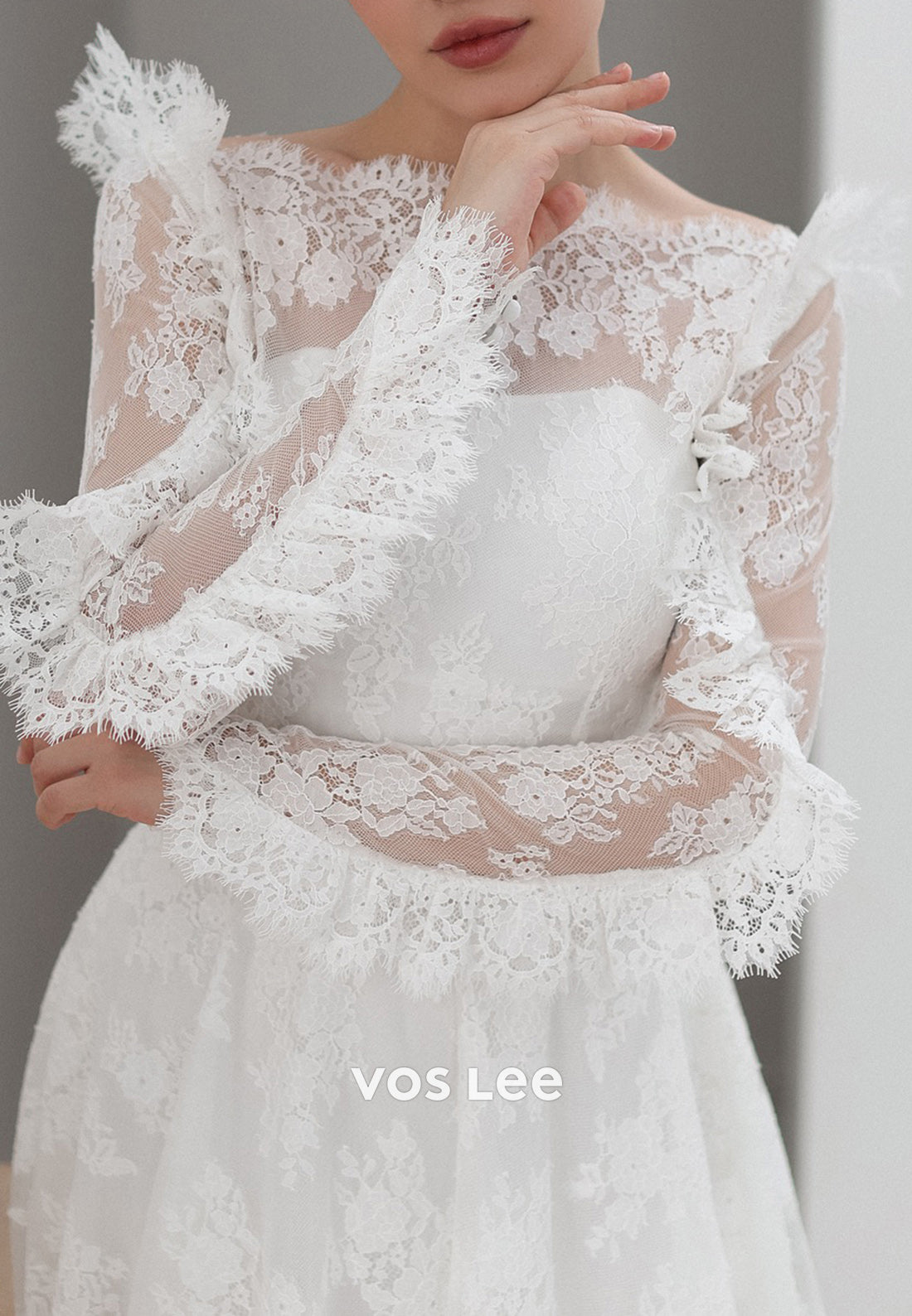 A-Line Bateau Neck Long Sleeve Appliques Lace Wedding Dresses with Court Train