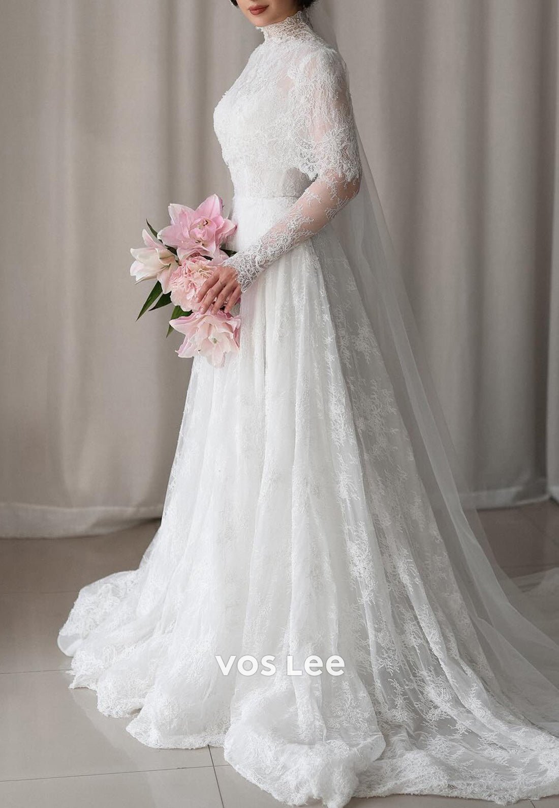 Appliques Lace Pearl Long Sleeve Illusion Neck Wedding Dresses with Court Train