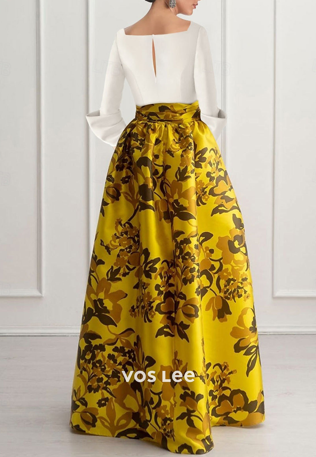 A-Line Gold V Neck 3/4 Sleeve Floral Embellished Floor-Length Evening Dresses