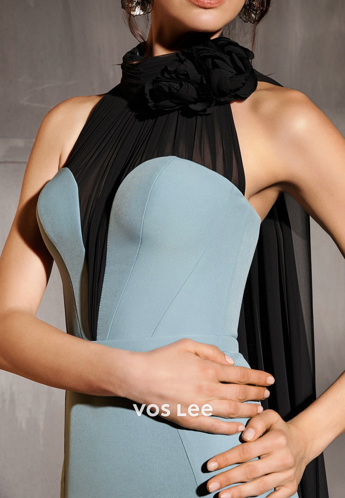 Sexy & Sleek Empire Waist Halter Mermaid/Trumpet Evening Dresses with Sweep Train