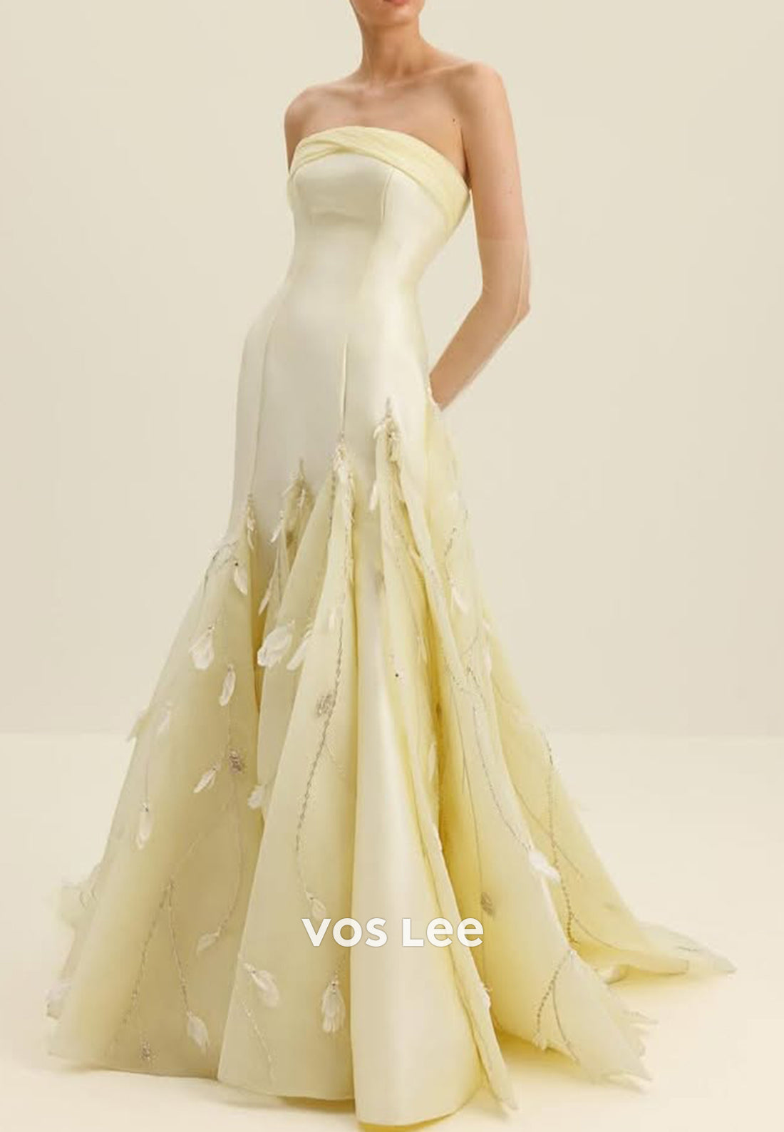 Glamorous & Dramatic Strapless Pleated feather Mermaid Evening Dresses with Court Train