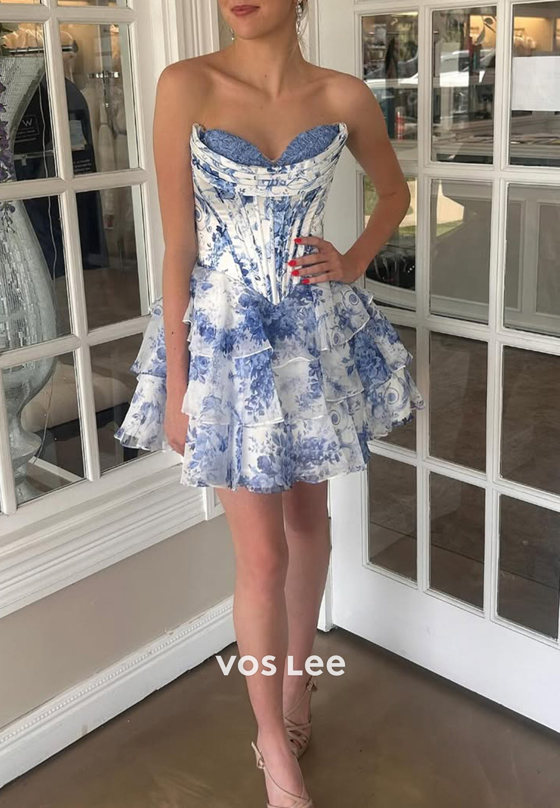 A-Line Strapless Sweetheart Appliqued Tiered Homecoming Dresses