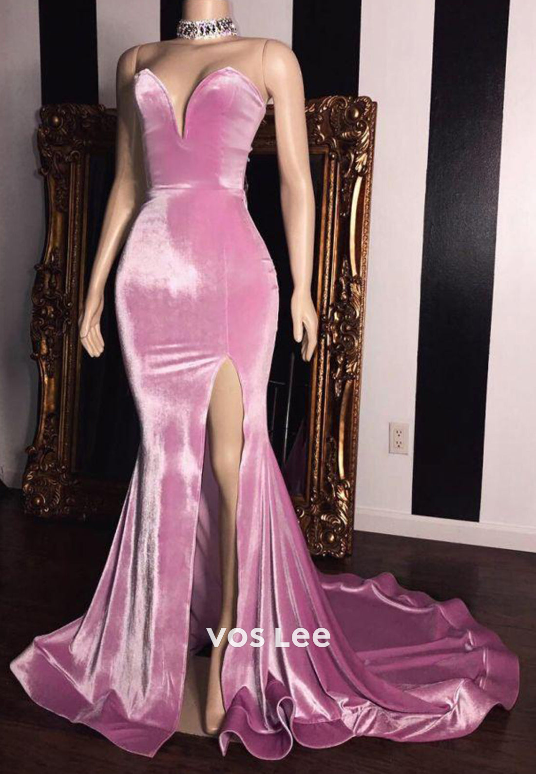 Sexy & Hot V Neck Strapless Velvet Split Mermaid Evening Dresses with Court Train