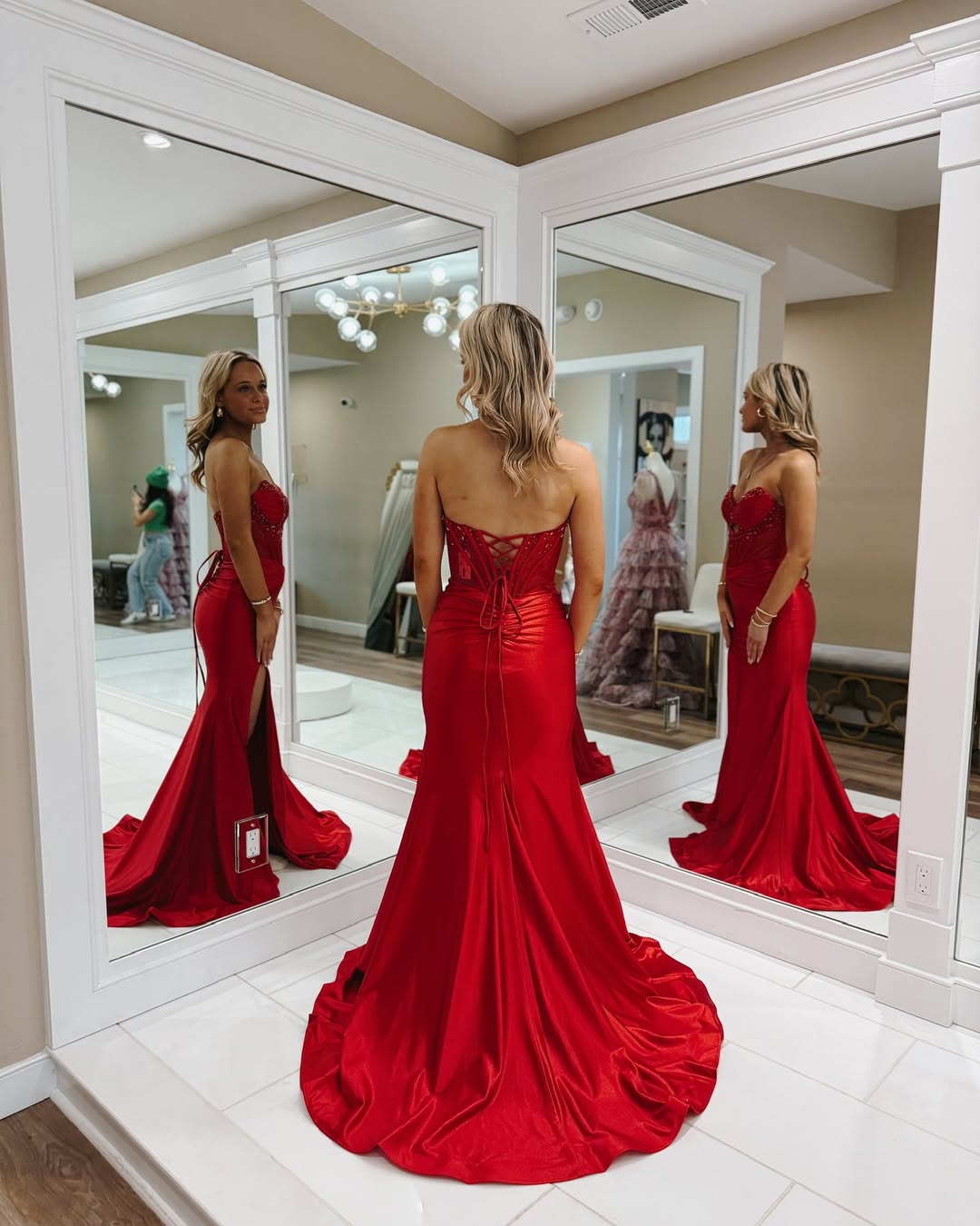 Stunning Red Beaded Sweetheart with Train Evening Dress Formal Party Gown
