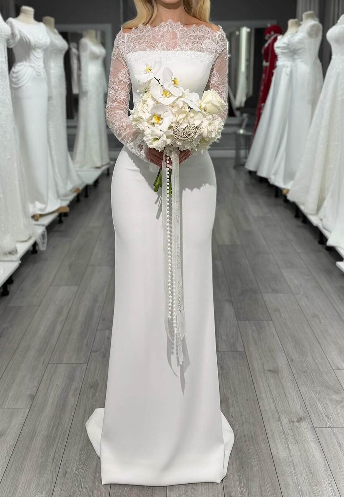 Charming Long Sleeves Satin Wedding Dress