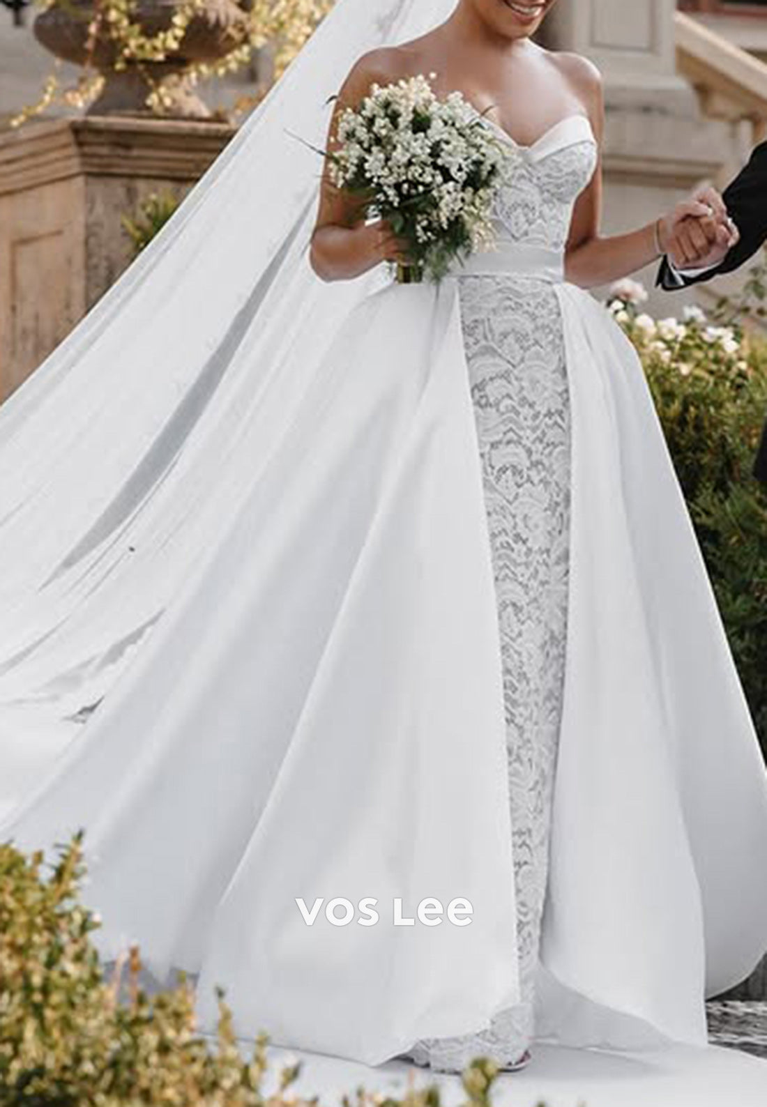 Luxurious Strapless Sweetheart Appliques Lace Sheath Wedding Dresses with Court Train