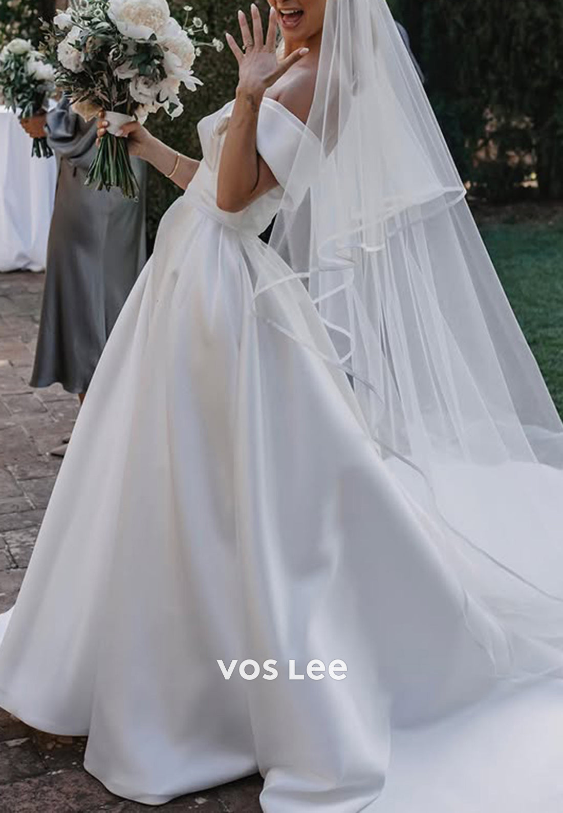 A-Line Criss-Cross Straps Off the Shoulder Beach Pleated Wedding Dresses with Chapel Train