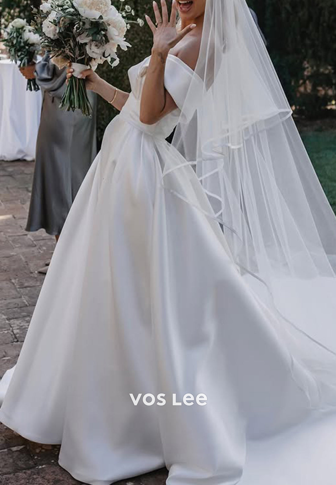 A-Line Criss-Cross Straps Off the Shoulder Beach Pleated Wedding Dresses with Chapel Train
