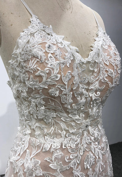 Spaghetti Straps V Neck Appliques Lace Pleated Trumpet Wedding Dresses with Court Train