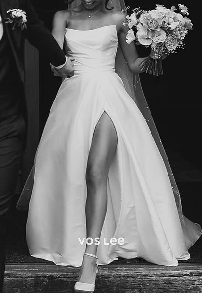 Simple A-Line Strapless Scoop Ruched Wedding Dresses with Court Train