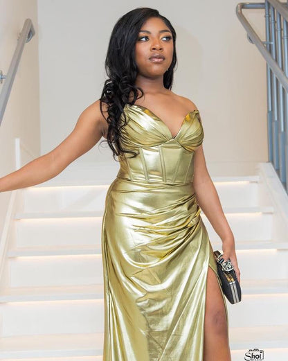 Simple Gold Sweetheart Ruffles Side Slit prom  Dress