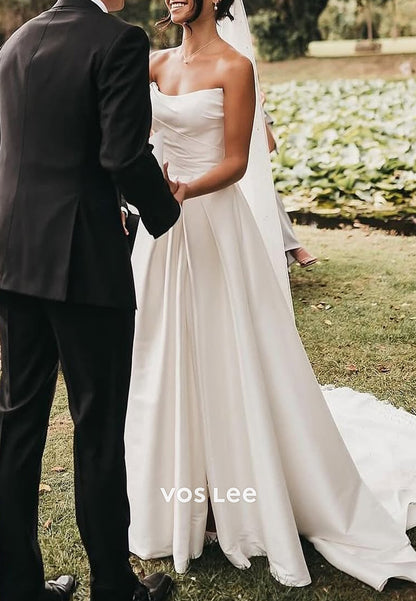Simple A-Line Strapless Scoop Ruched Wedding Dresses with Court Train