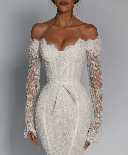 Royal Lace Cathedral Train Wedding Gown – Modern Princess Bridal Look