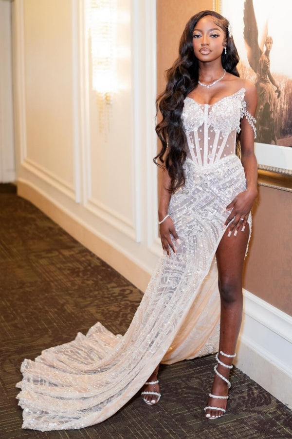 Gorgeous White Sweetheart Lace Side Slit Appliques Prom Dress