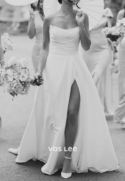 Simple A-Line Strapless Scoop Ruched Wedding Dresses with Court Train